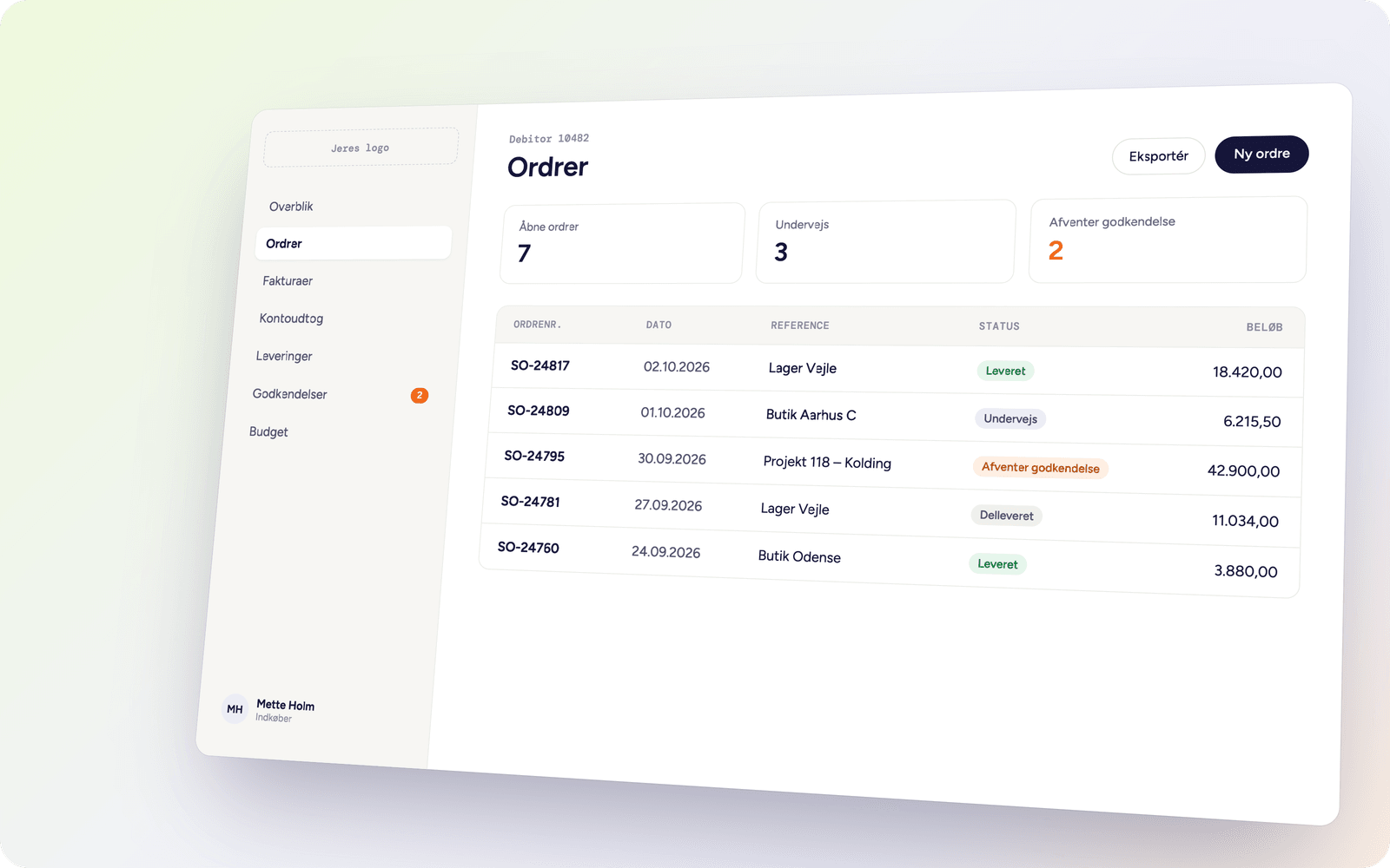Customer portal with an order overview: open orders, orders in transit and orders awaiting approval